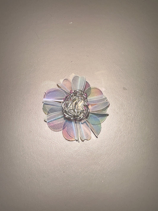 Silver pink magnet